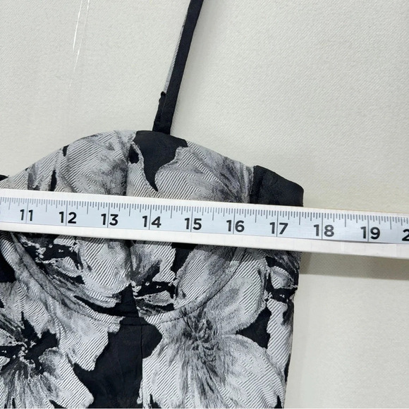 Le Chateau Women Floral Dress Jacquard Black Small Midi Spaghetti Strap Bodycon - Picture 4 of 11